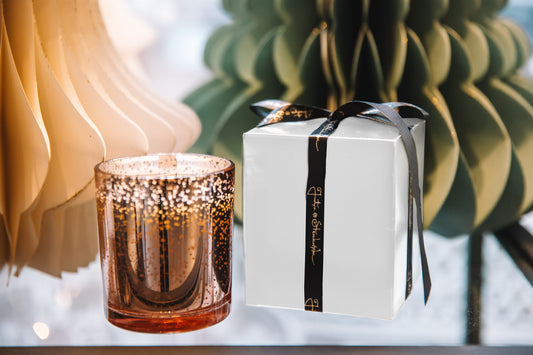 Świeca sojowa w złotym szkle "Wieczorny szept"